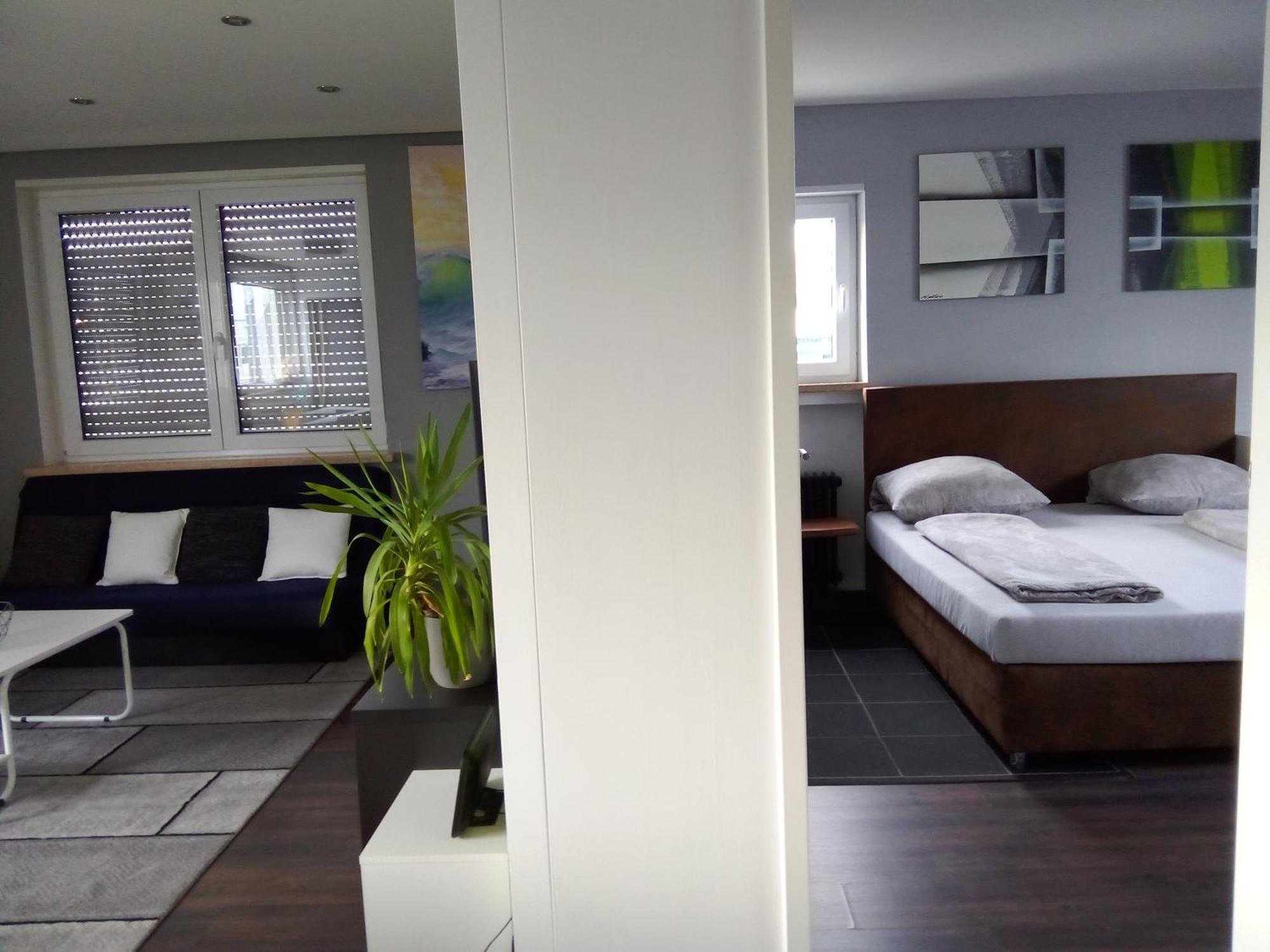 Apartments - Geraeumige 95 Qm Mit Balkon Augsbourg Extérieur photo